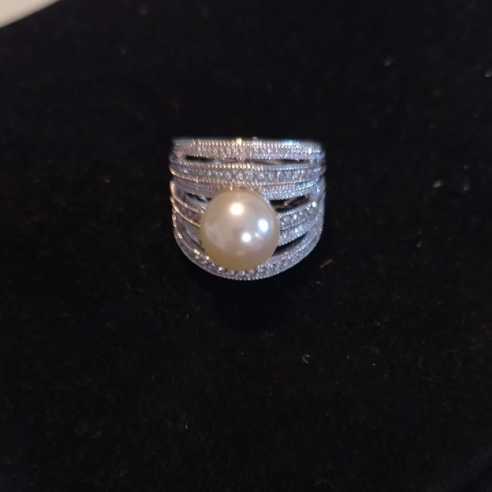 Elegant Pearl-Accent Silver Ring - Women Jewelry